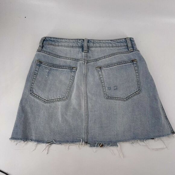 Free People Jean Skirt We The Free Denim Mini Distressed Size 27 Button Fly Boho - Picture 3 of 7